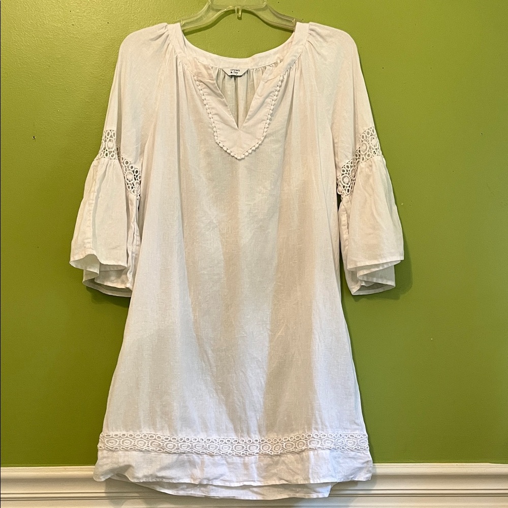 Crown and Ivey White Eyelet Linen Dress